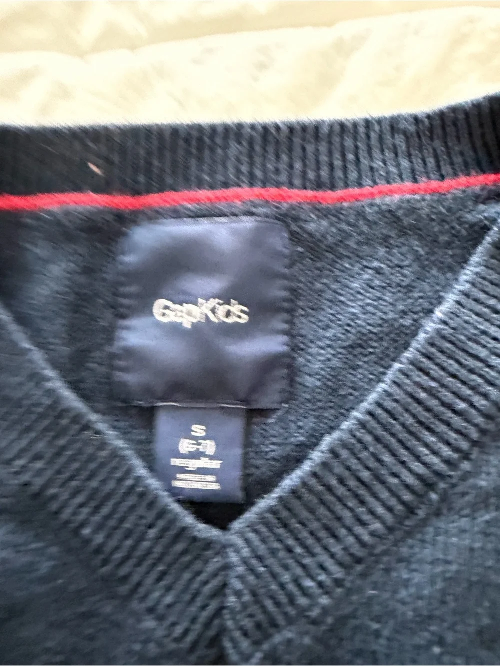 GAP neck sweater